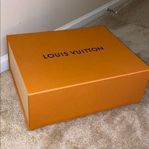 ***RESERVED*** Authentic Louis Vuitton Box